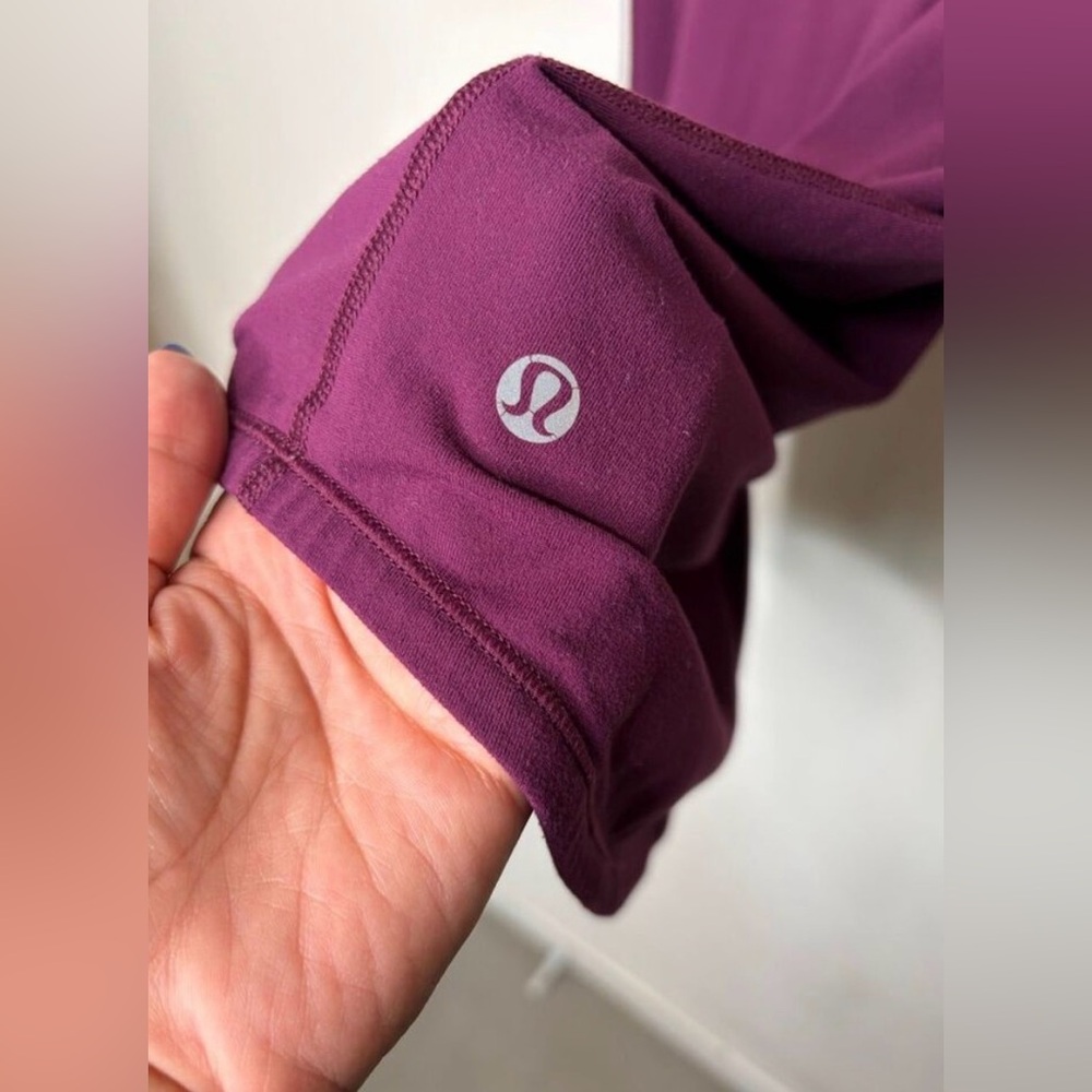 Lululemon Tuck and Flow Long Sleeve Athletic Shirt Burgundy Sz 6 - Picture 4 of 4